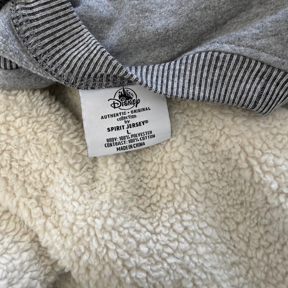 MM Disney Disneyland Spirit Jersey Plush Sherpa Fleece Gray White Sof Sweatshirt - Picture 5 of 5